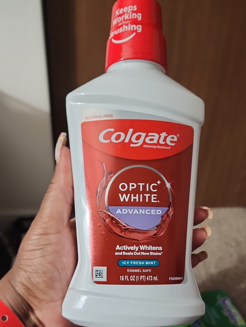 Colgate Optic White Advanced Mouthwash